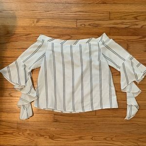 Off the shoulder white top!